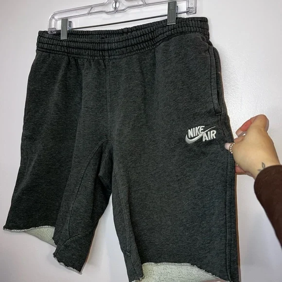 Nike Air Mens Gray Fleece Sweat Shorts - Picture 2 of 8
